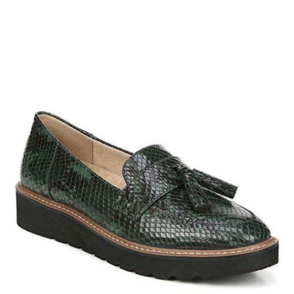 Naturalizer Loafer August in Forest Green Snake Si